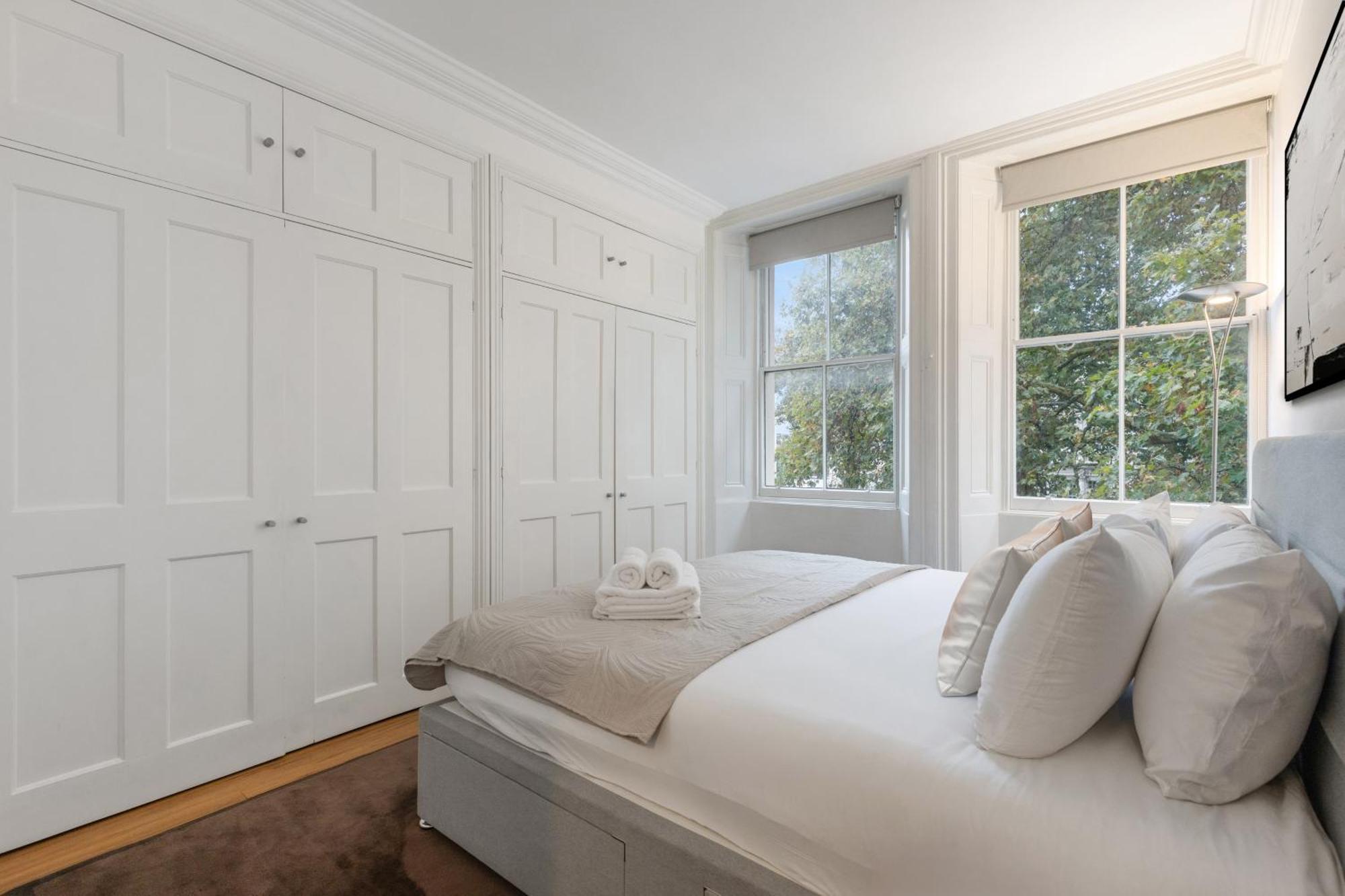 Heavenly Stays, Knightsbridge, Stylish 2-bd Escape * London