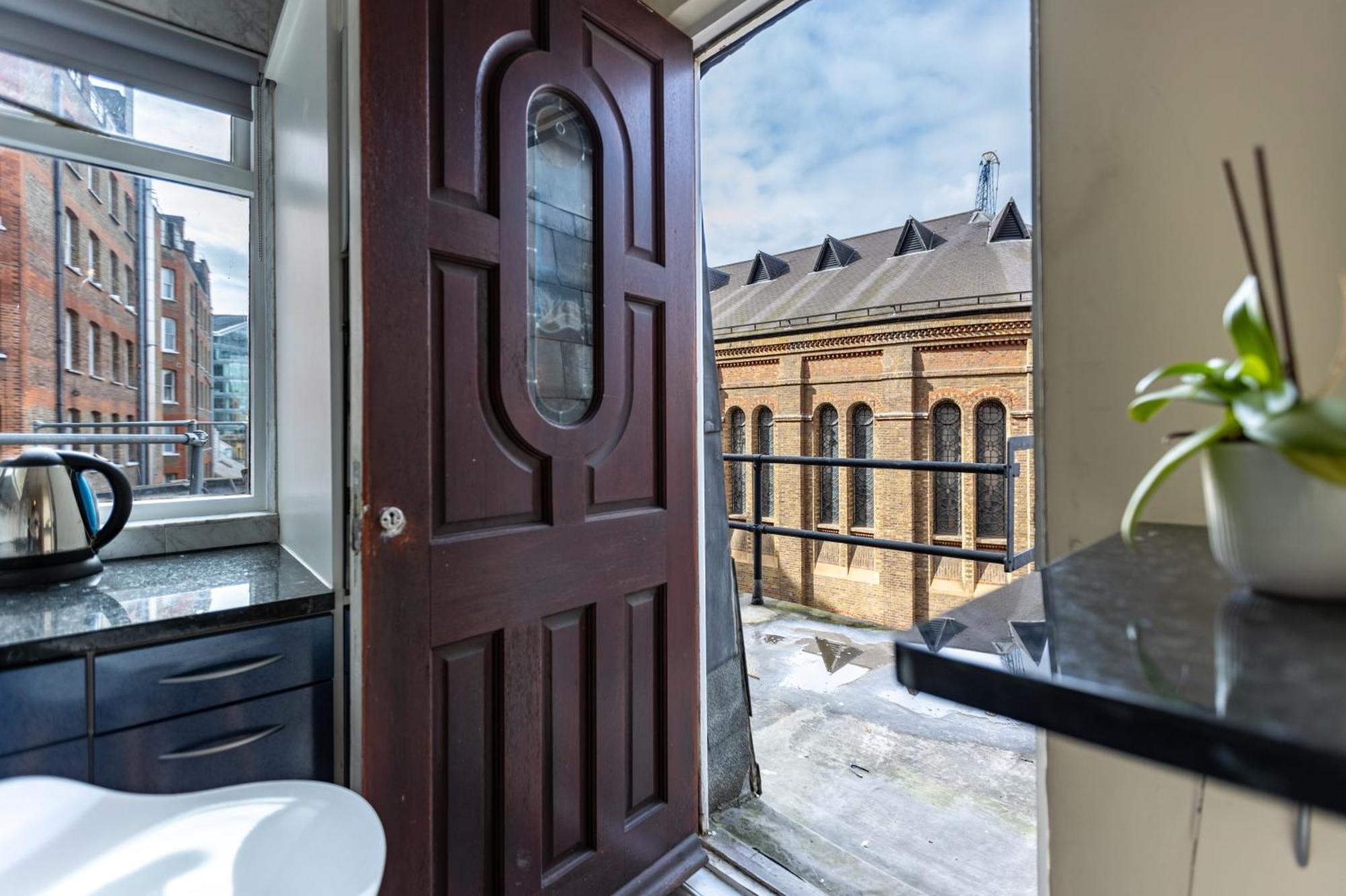 Appartement Modern 1 Bed Flat Buckingham Gate Londen