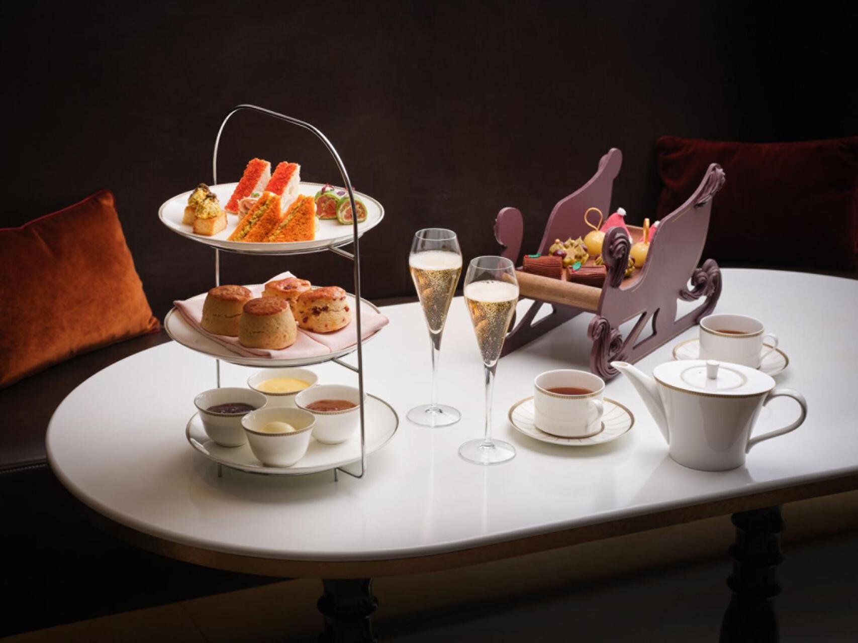Four Seasons At Tower Bridge Hotel