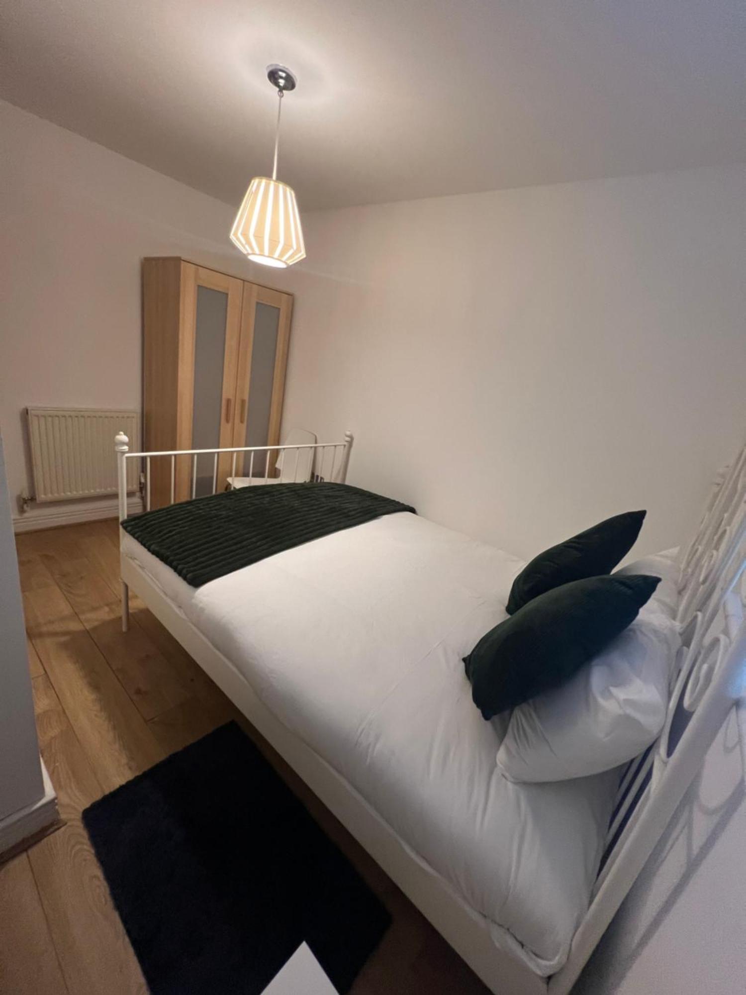 The O2 Arena Excel Canary Wharf Apartment *