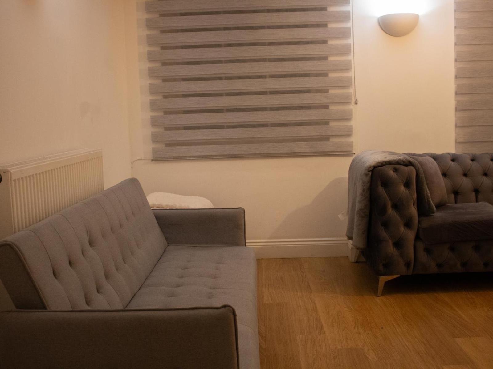 Apartment Spacious 2 Bedroom In Woolwich 15 Minutes To 02 London