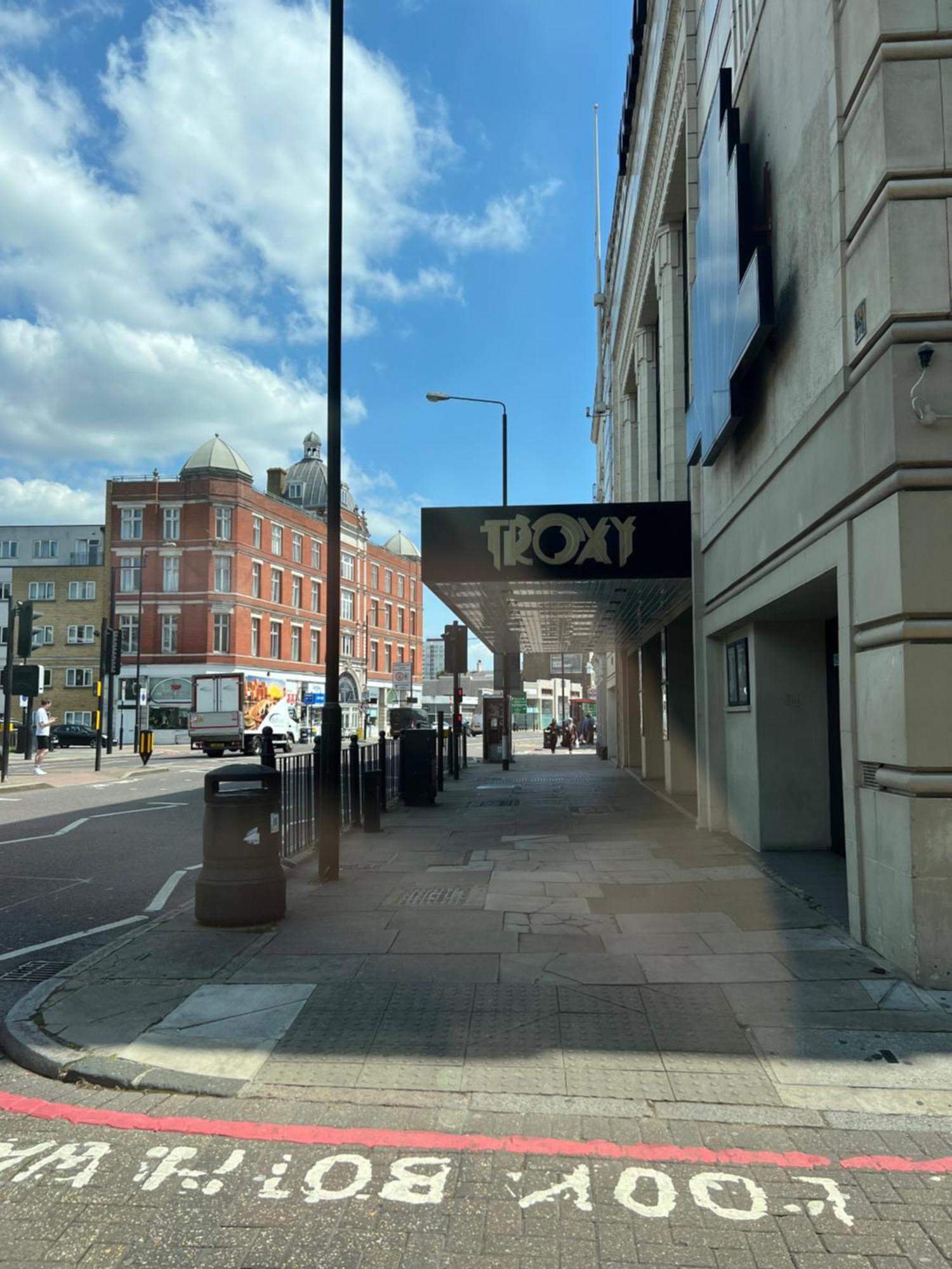 Guest house Spacious For Rent 10 Min From Tower Bridge