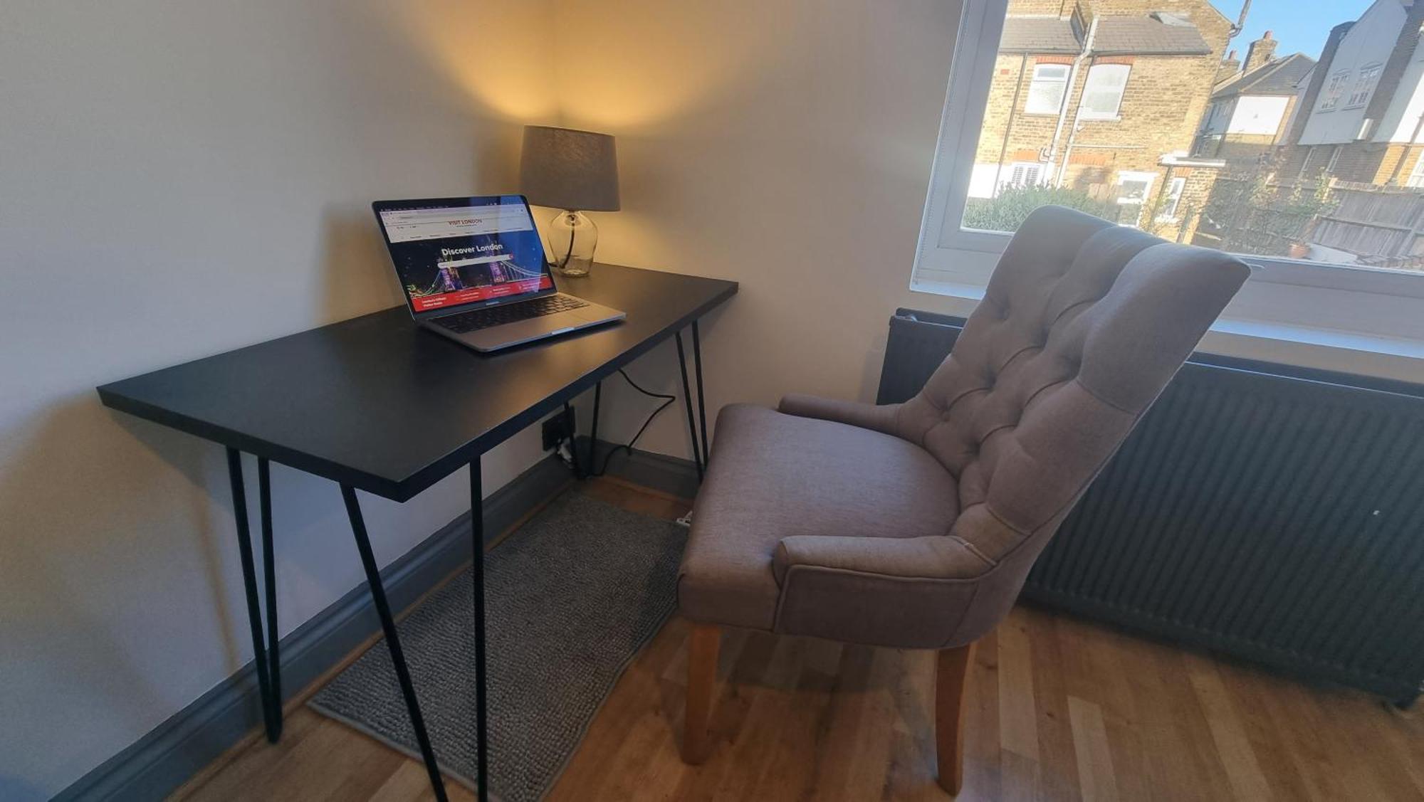 Privatunterkunft Garden View Double Room, 20 Mins To London, 1gb Internet