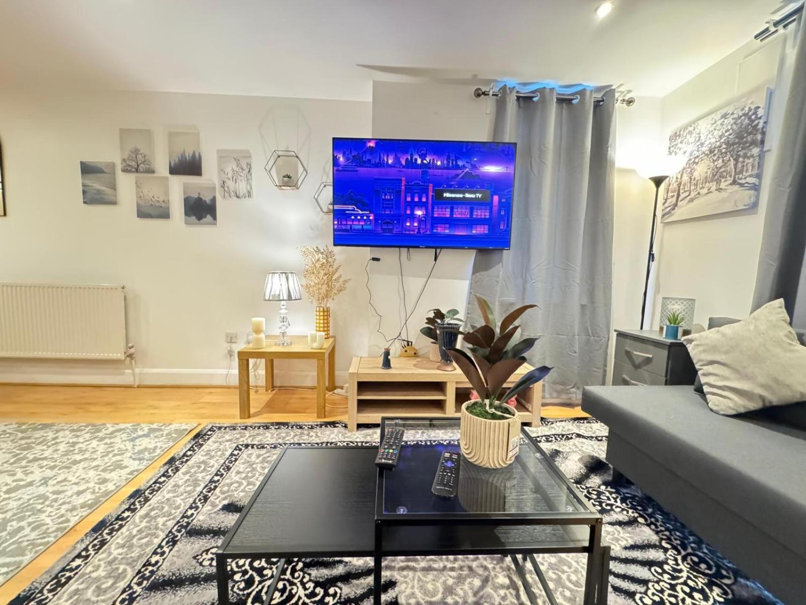 Apartment Beautiful Family In London