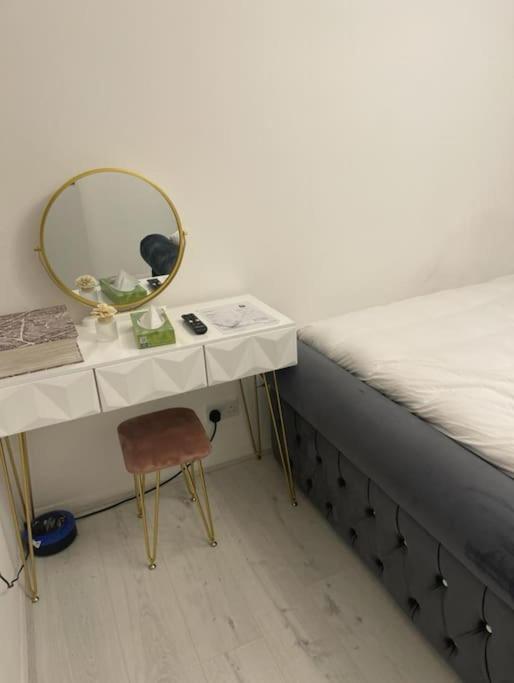 The Getaway Apartment *