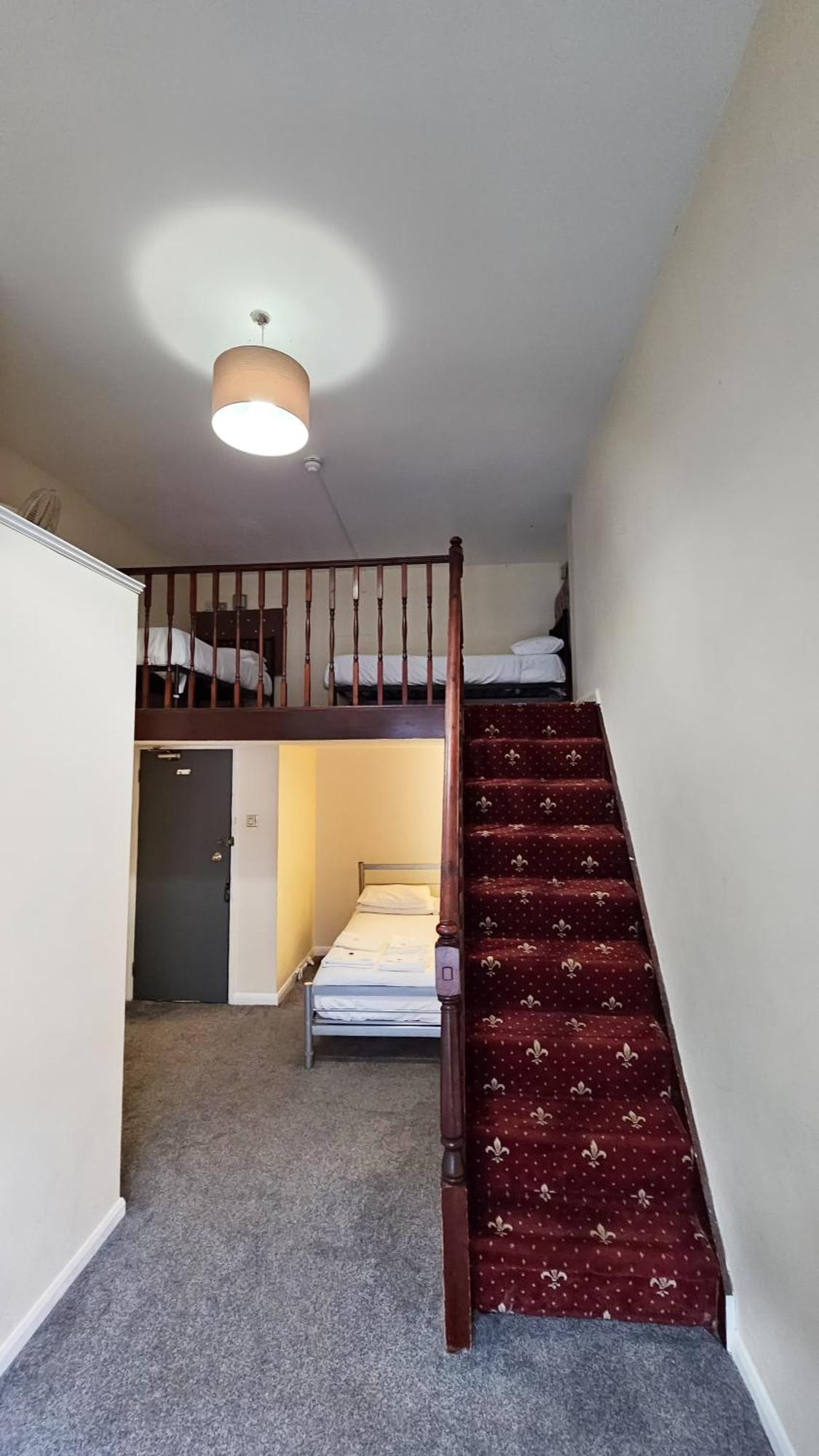 Hyde Park Court Hotel Londen