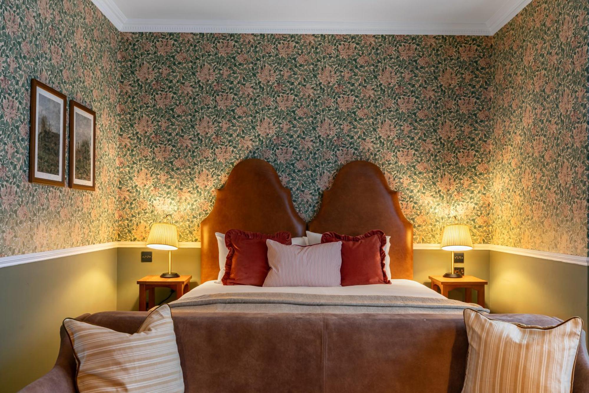 The Drayton Court Hotel 4*