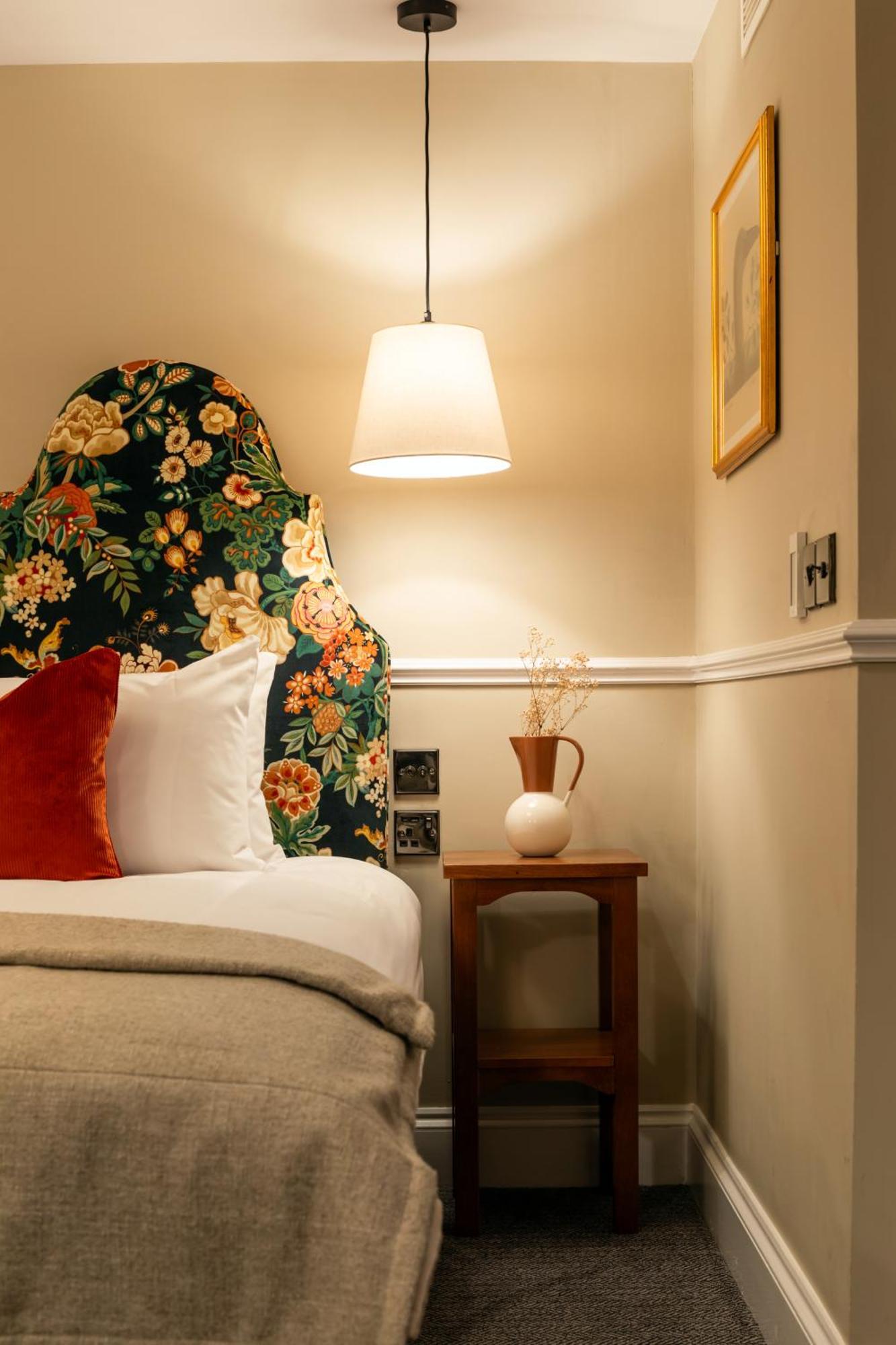 The Drayton Court 4*