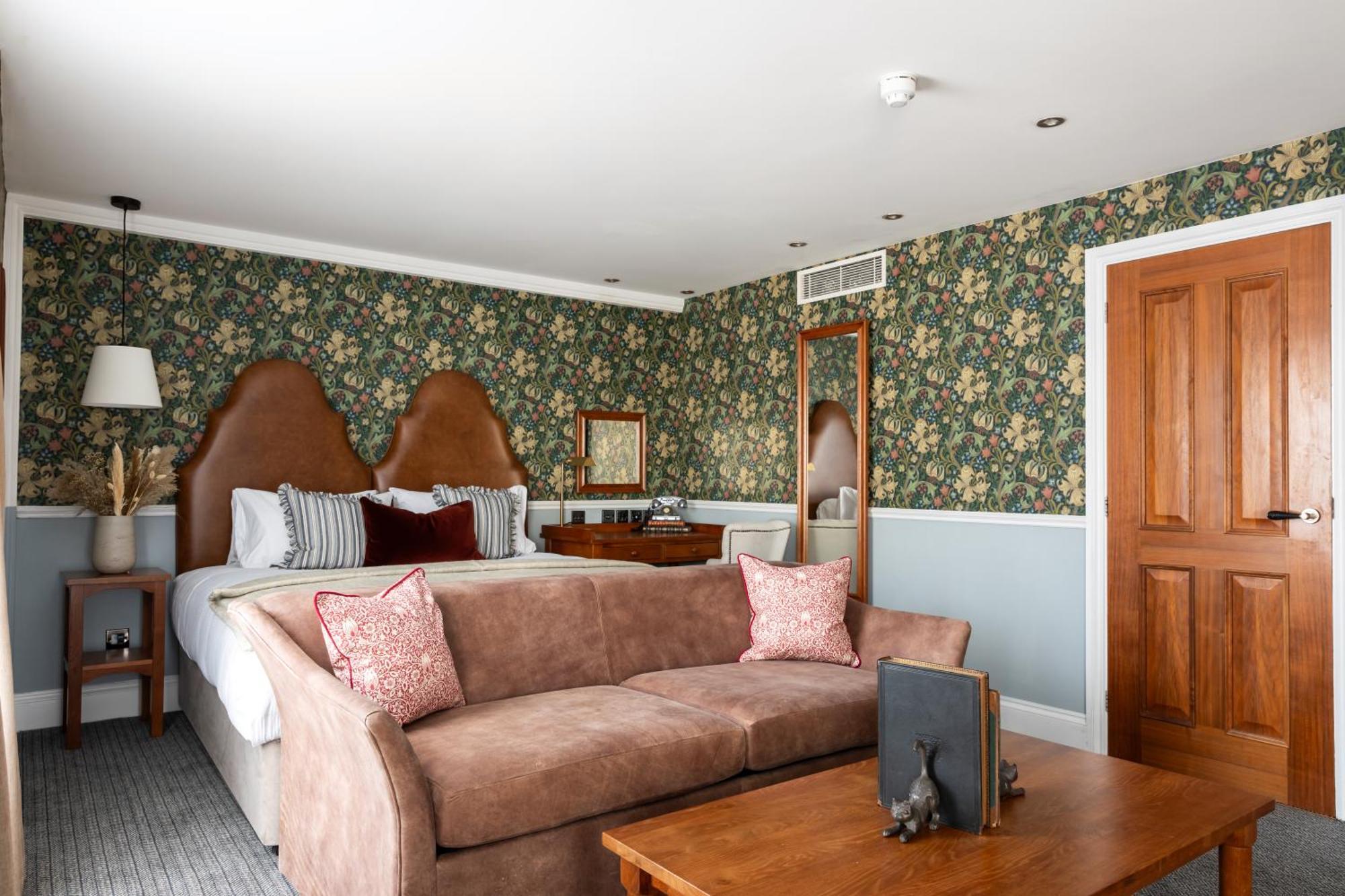 The Drayton Court Hotel 4*