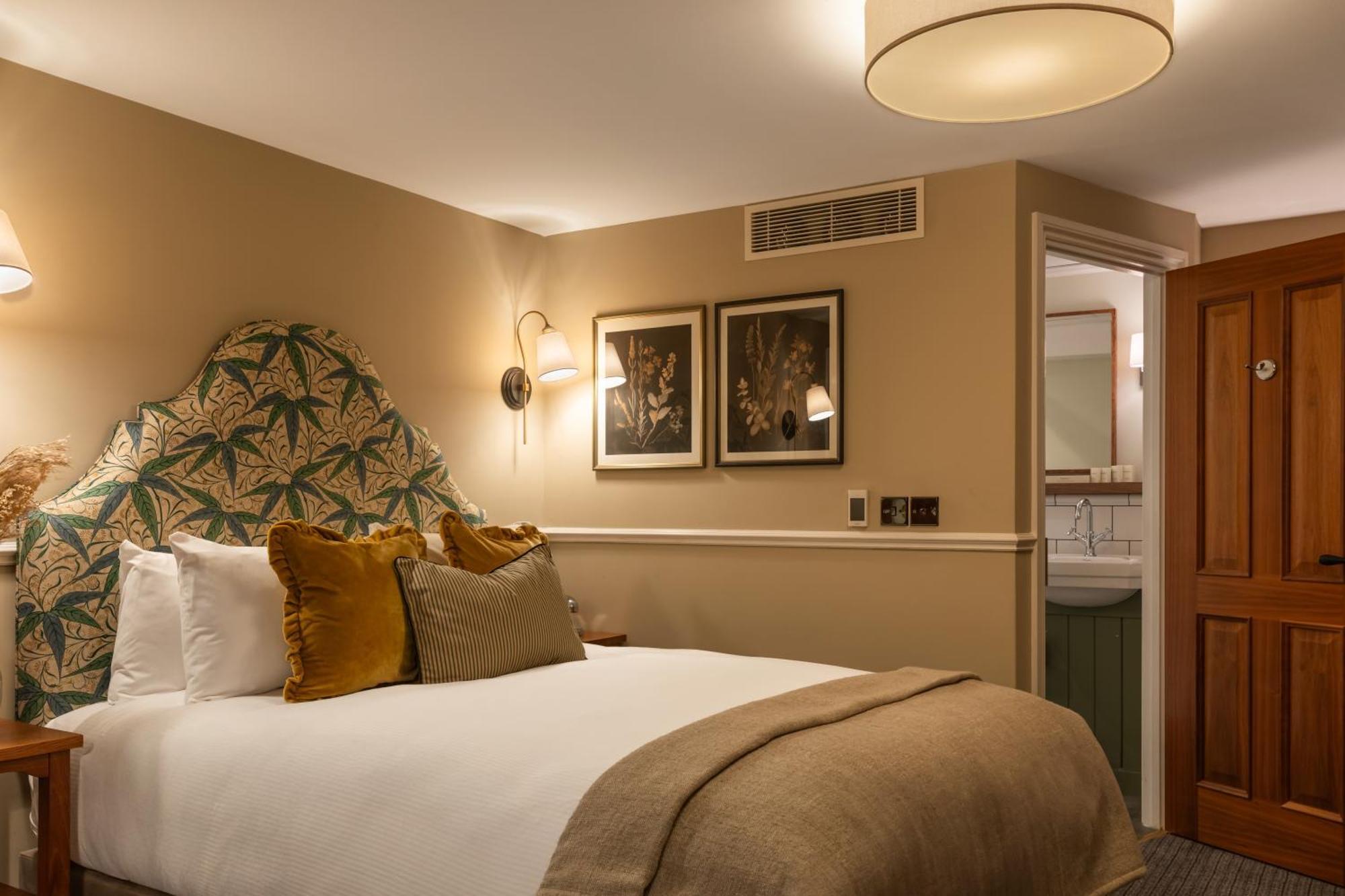 The Drayton Court Hotel 4*