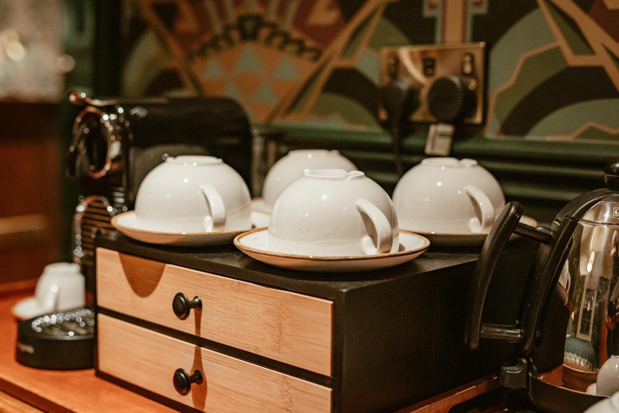 Hand & Flower Inn London