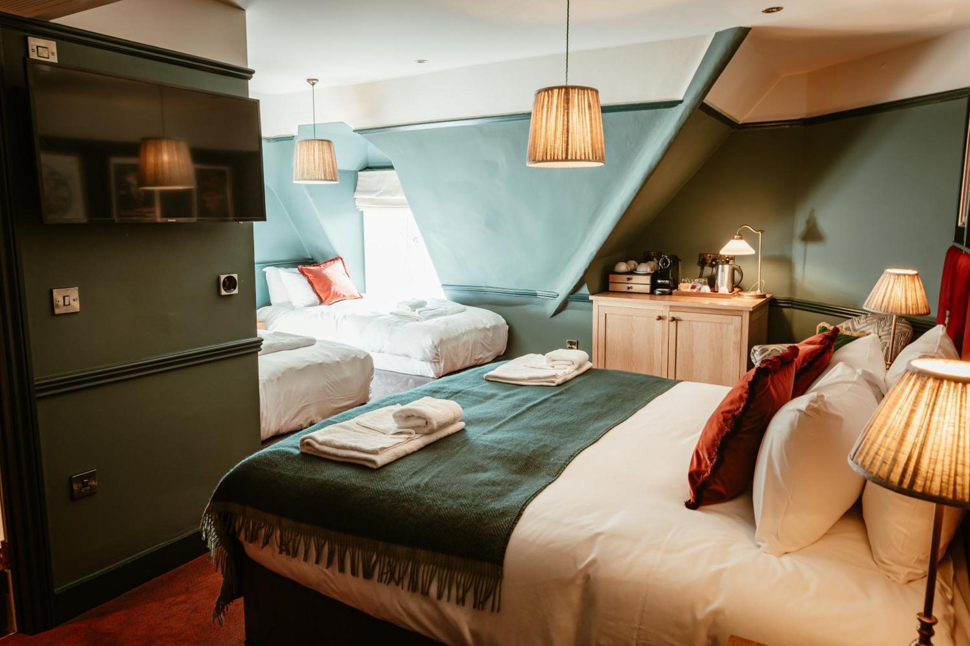 Hand & Flower 3* London
