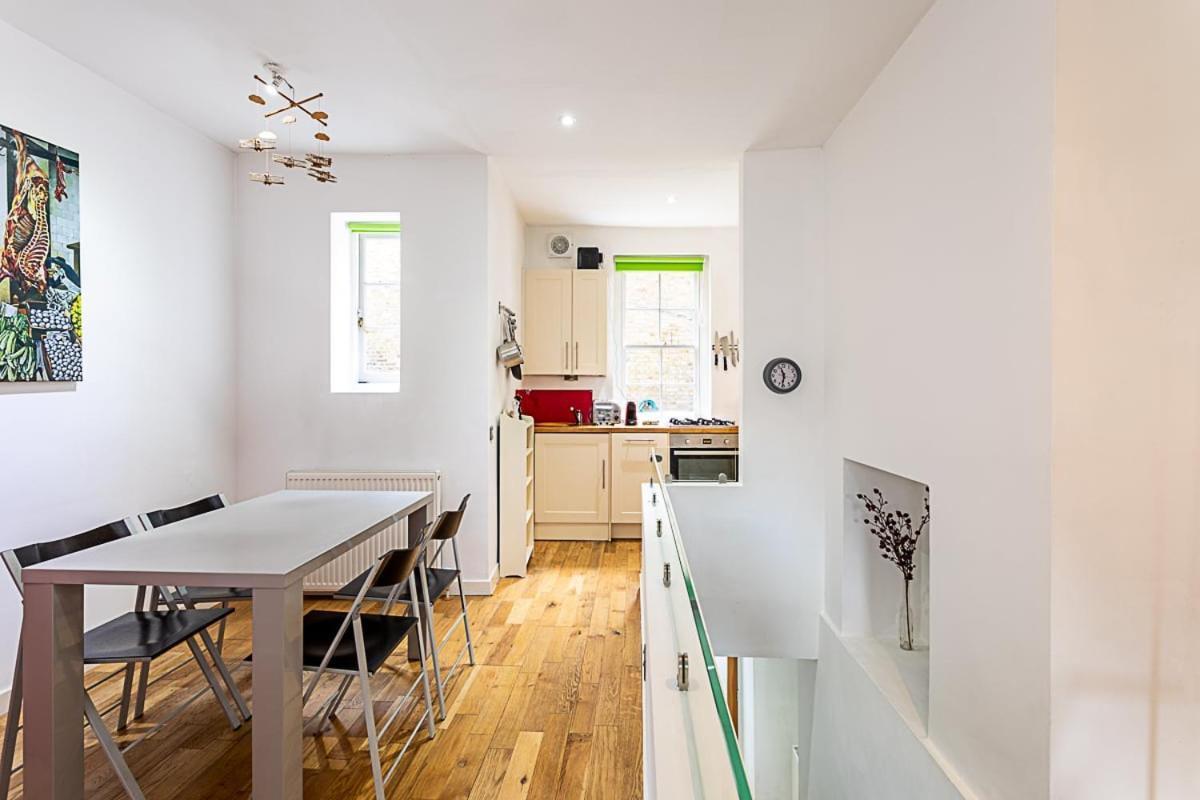 Farringdon Leo Loft