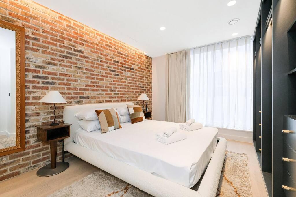 Ivy Berwick Street Ii Pro-managed Apartment