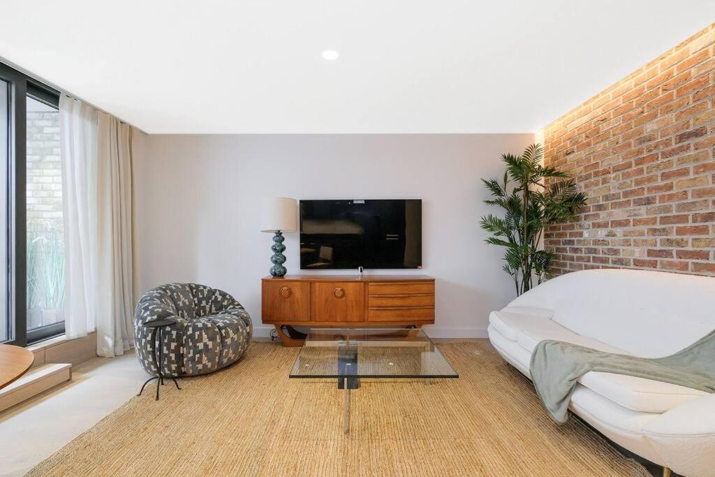 Ivy Berwick Street Ii Pro-managed Apartment