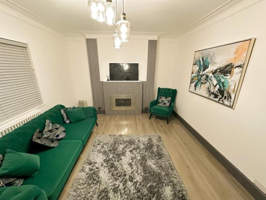 Beautiful Cosy 2 Bed Whole Flat Apartamento *
