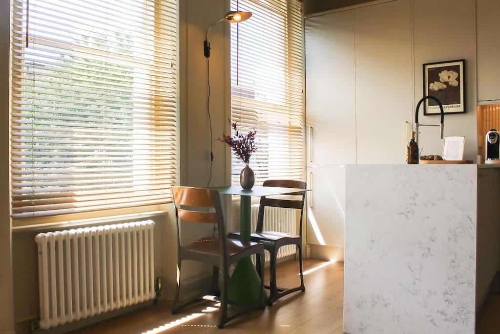 Luxury Flat In The Heart Of Apartment *