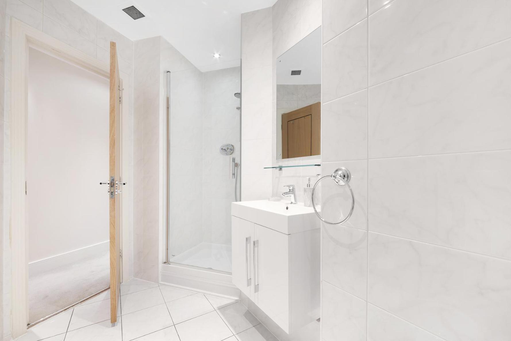 Farringdon Penthouse Spacious 3 Bedroom 2 Bath Londen