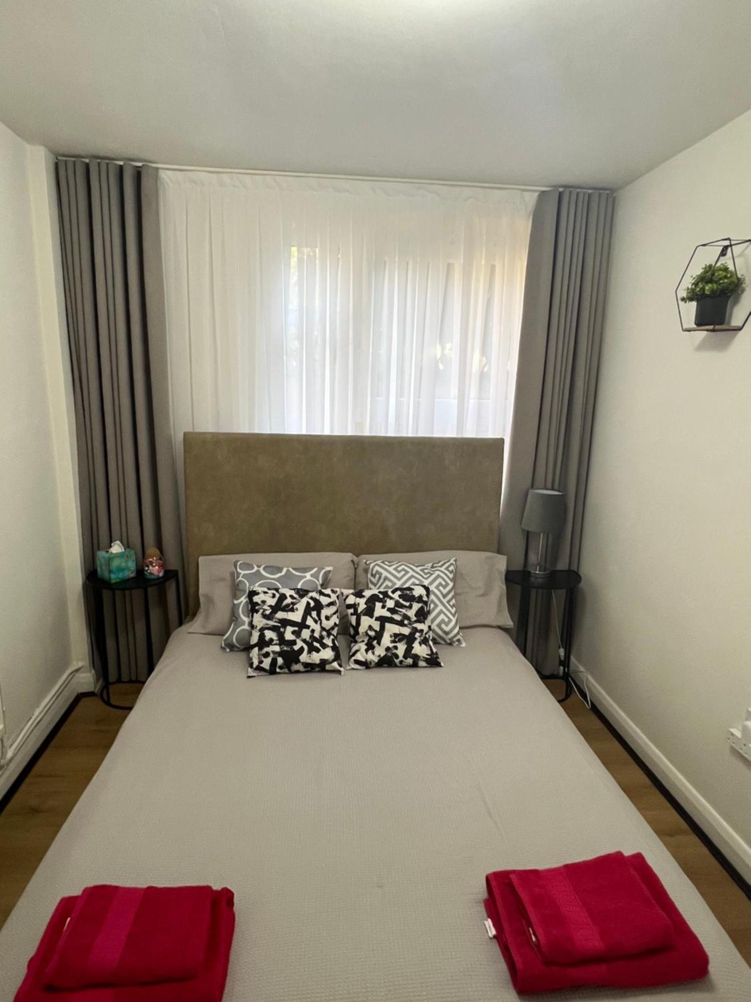 Spacious For Rent 10 Min From Tower Bridge Guest house *
