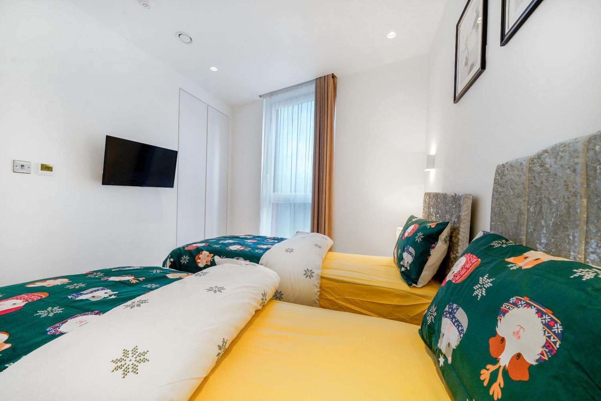 Warmly Relaxed Apart, 5beds, 5mins Walk To Tube Station, 10mins To Westend, Ctral * London