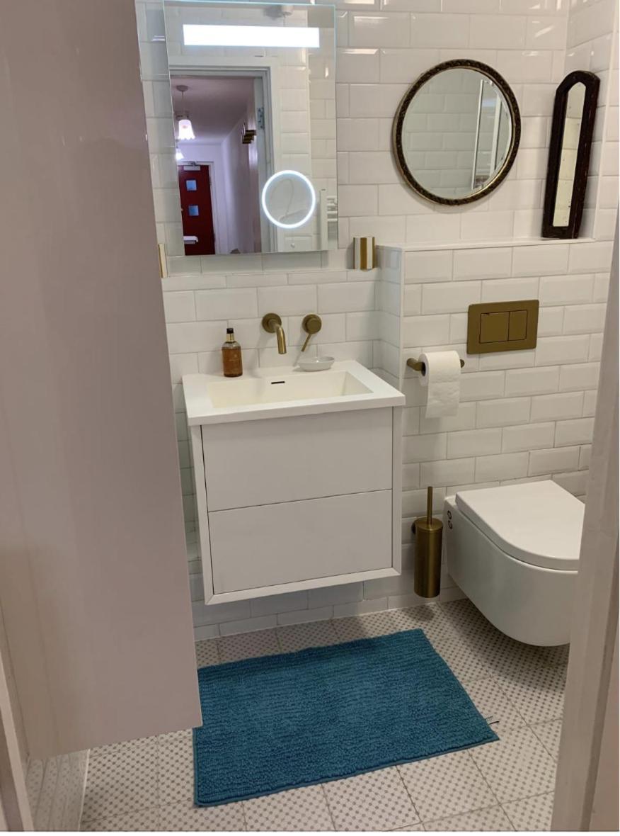 East Two Bedroom With Private Patio - Entire Apartamento Londres