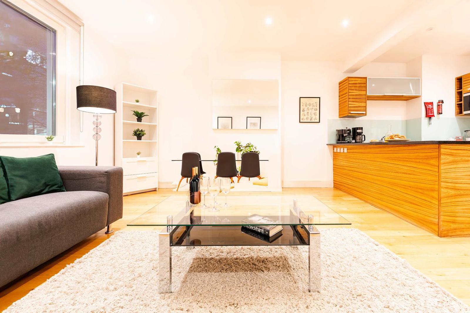 Bright & Modern One Bedroom Flat In Farringdon Apartment *