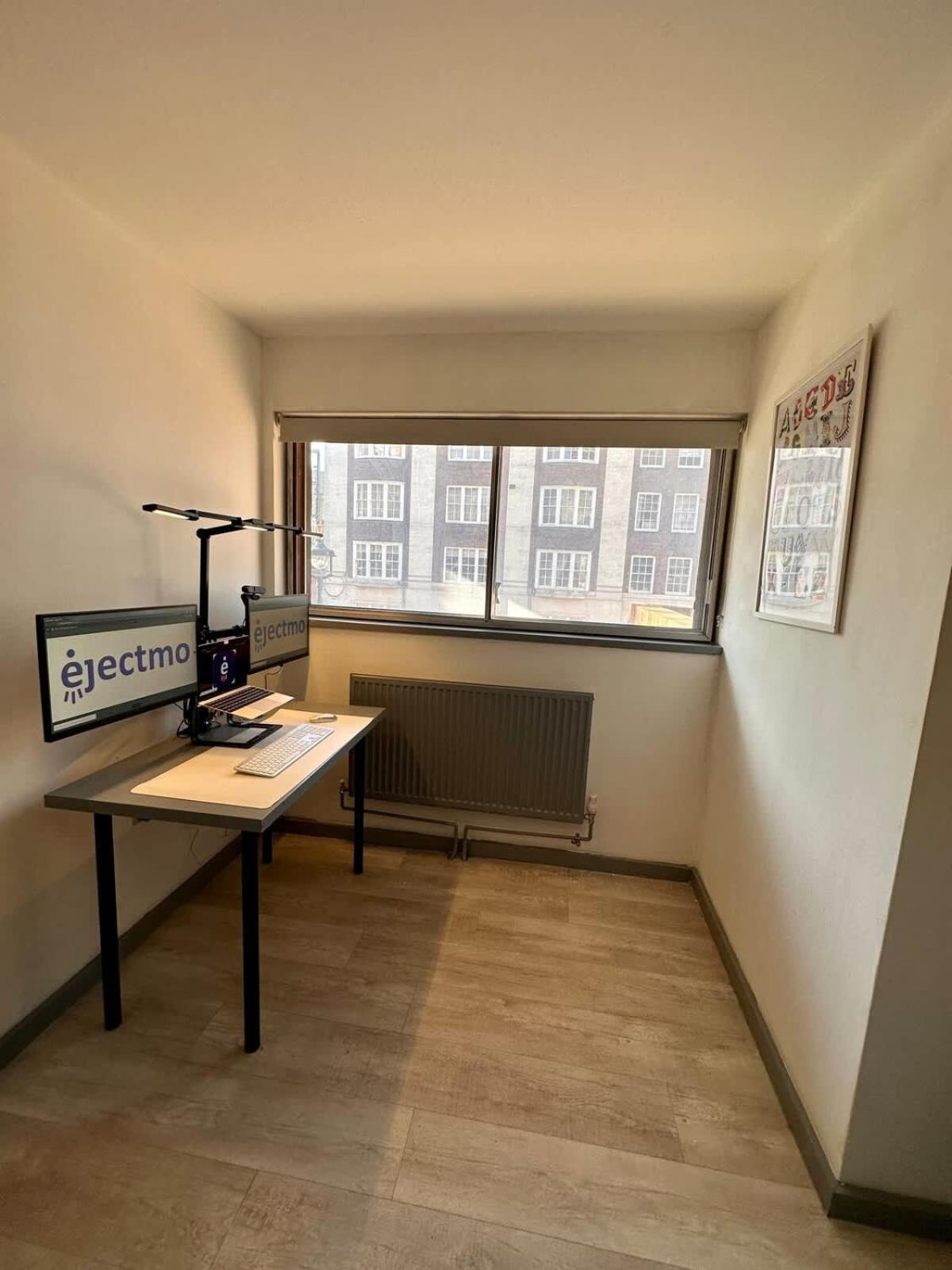 Kensington Gardens 2 Bedroom Flat With A Balcony Сasa de vacaciones *