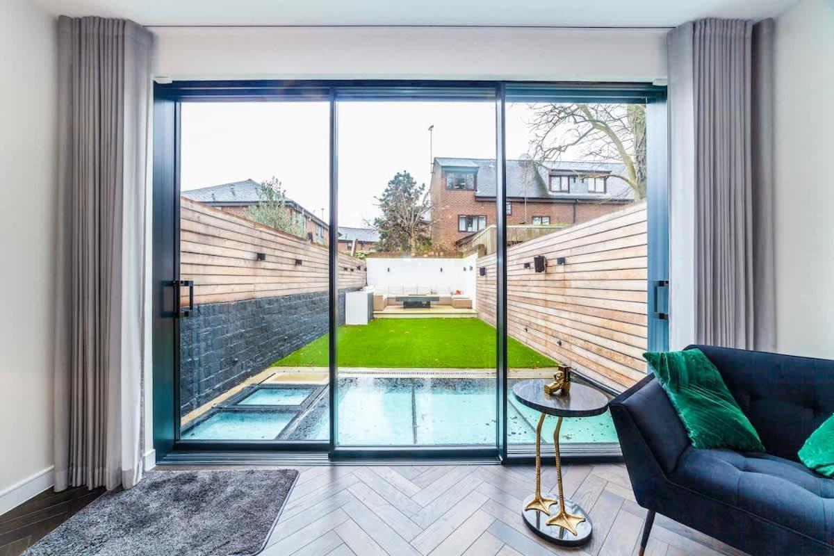 Ferienhaus Luxury 3 Bdr House With Garden Next To Battersea Park
