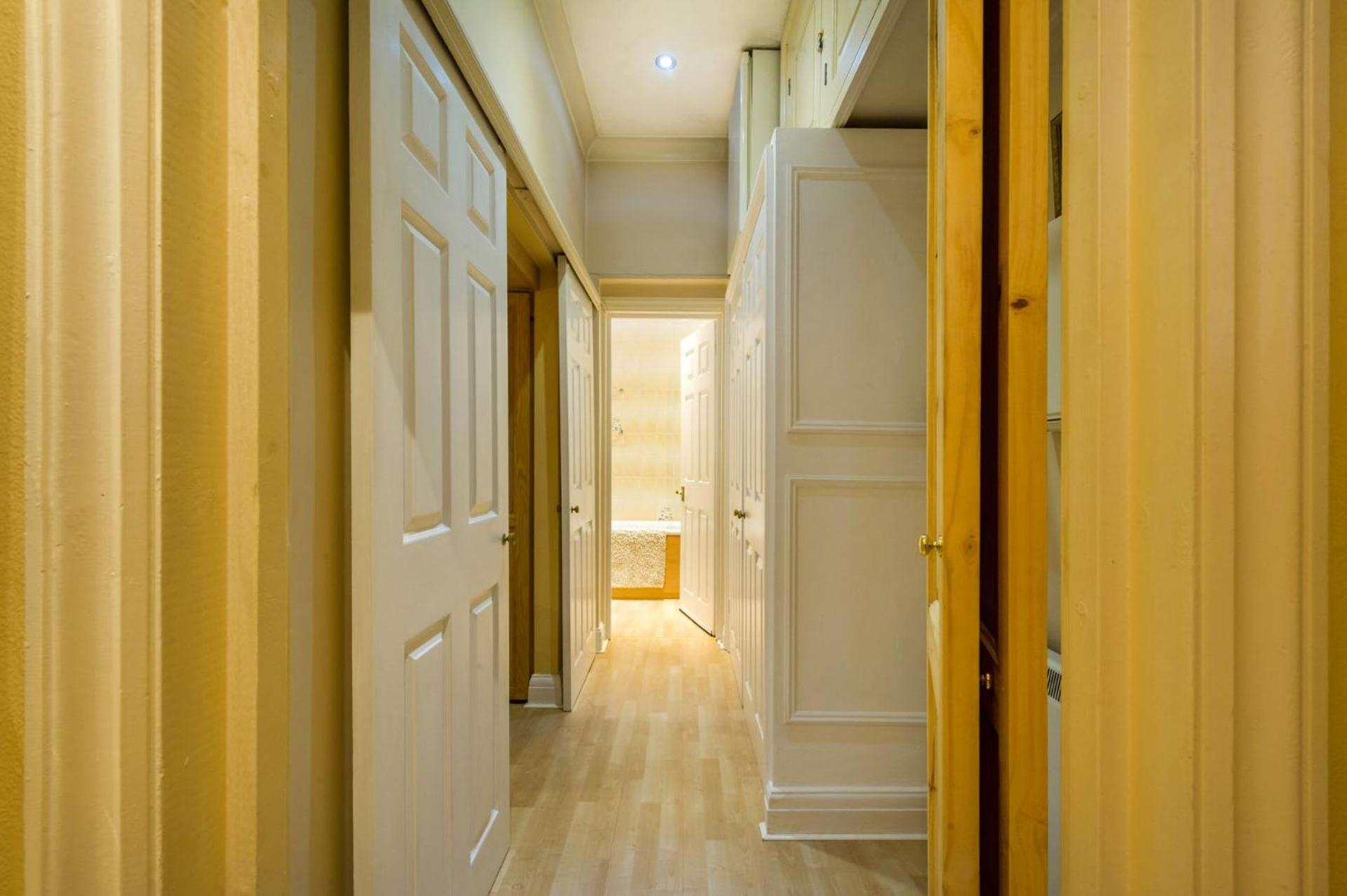 Inn The Vintage - Fitzrovia - By Frankie Says London