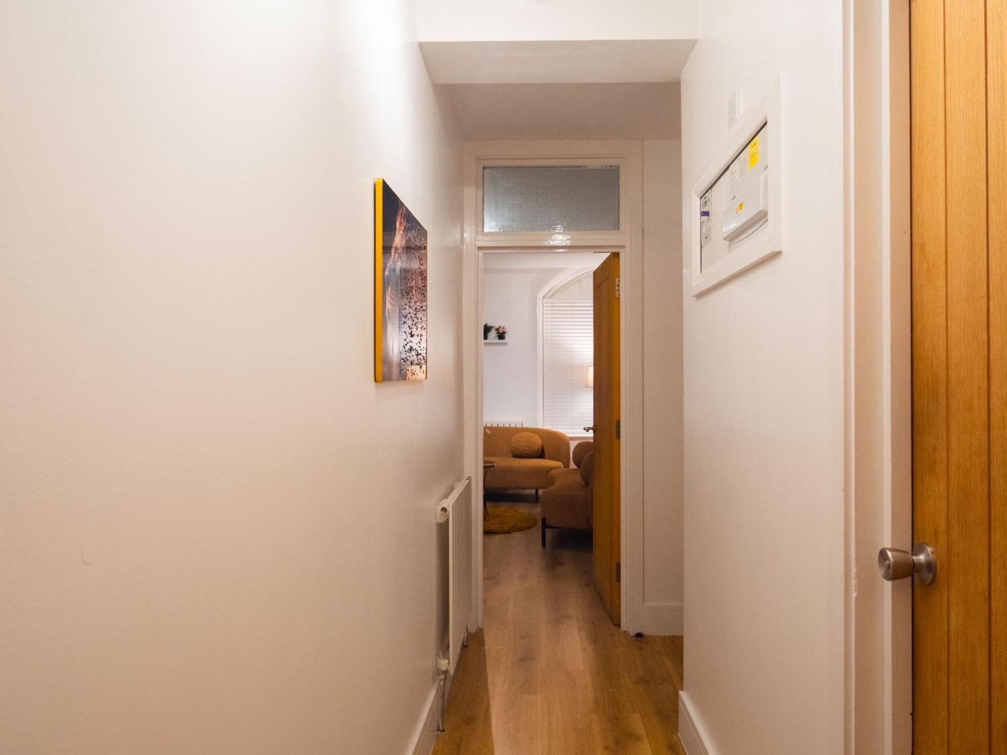 Modern 2 Bedroom In Woolwich Apartment London