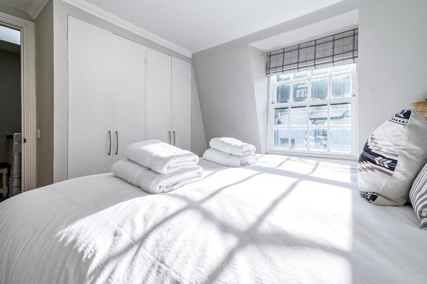 Apartment Cozy And Spacious Kensington Maisonette London