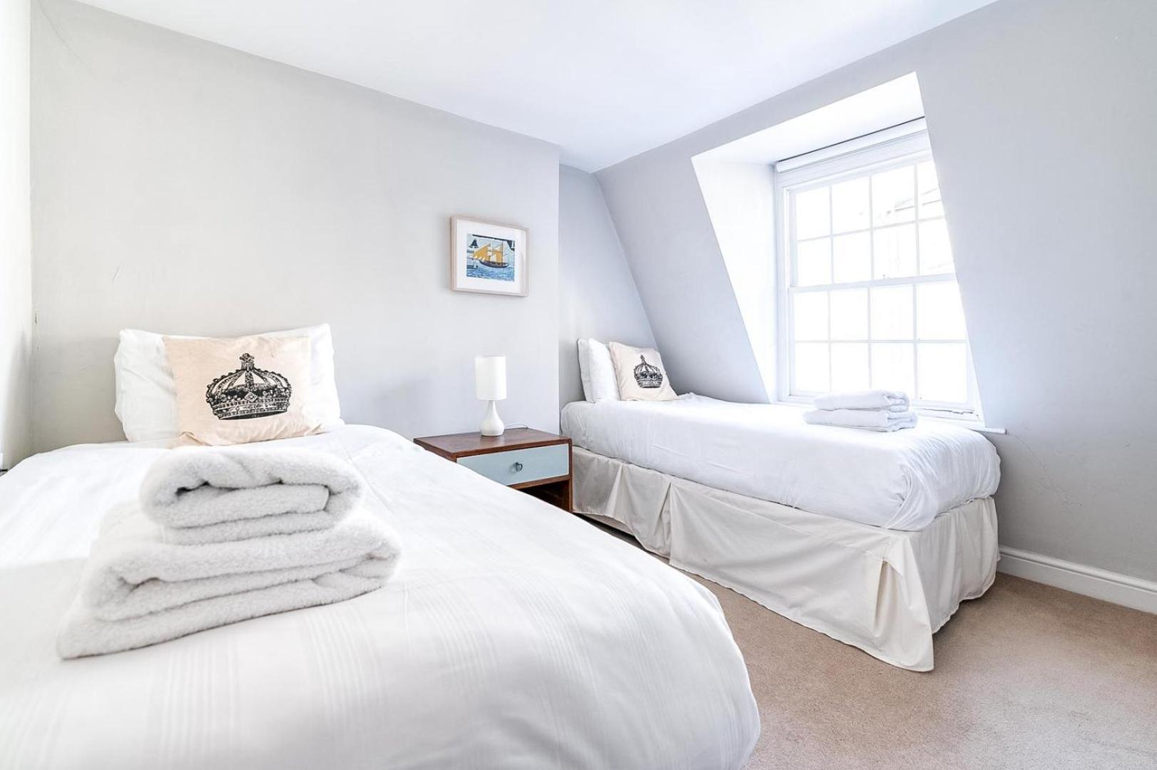 Cozy And Spacious Kensington Maisonette * London