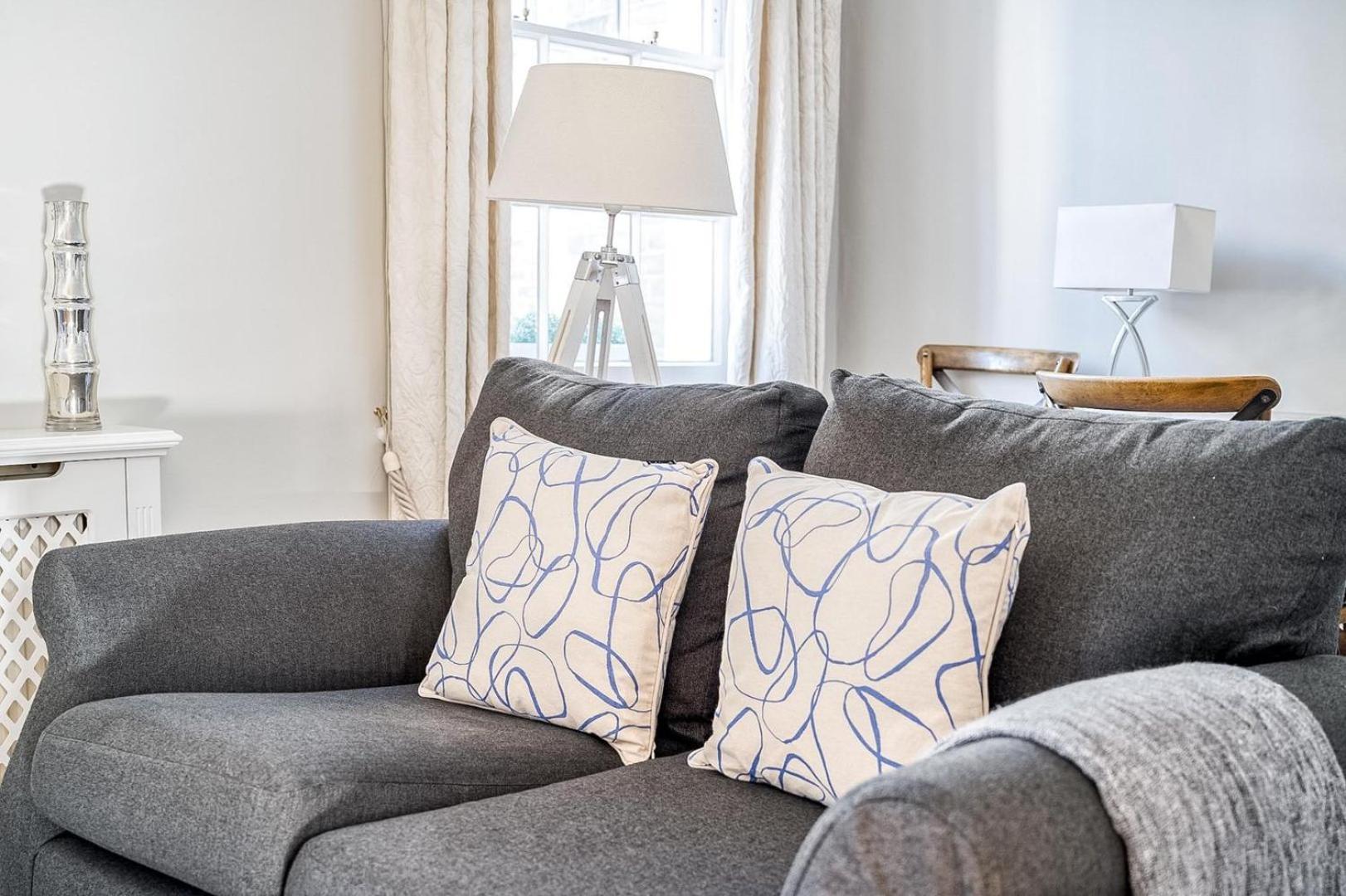 Apartment Cozy And Spacious Kensington Maisonette