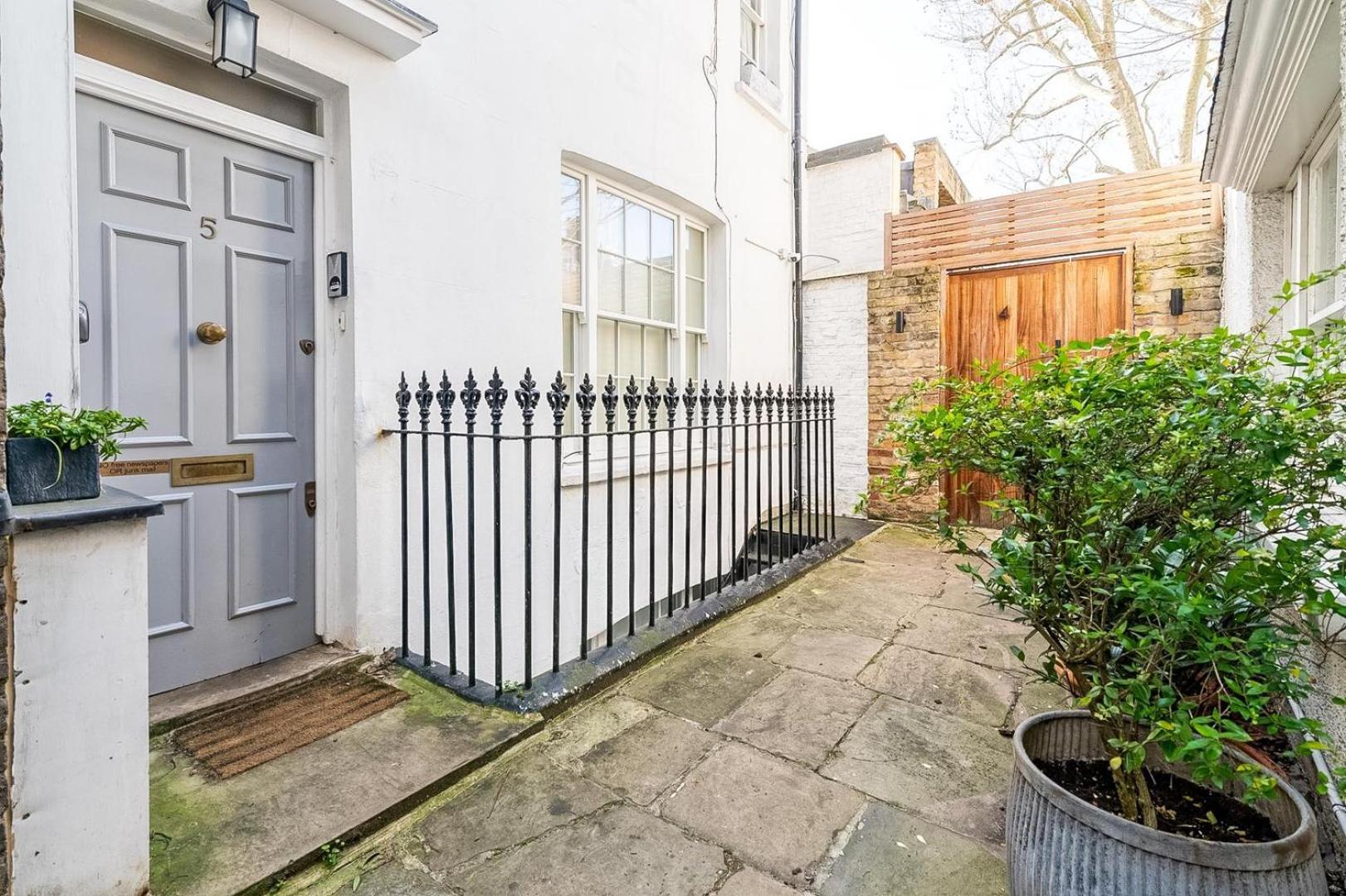 Apartment Cozy And Spacious Kensington Maisonette *