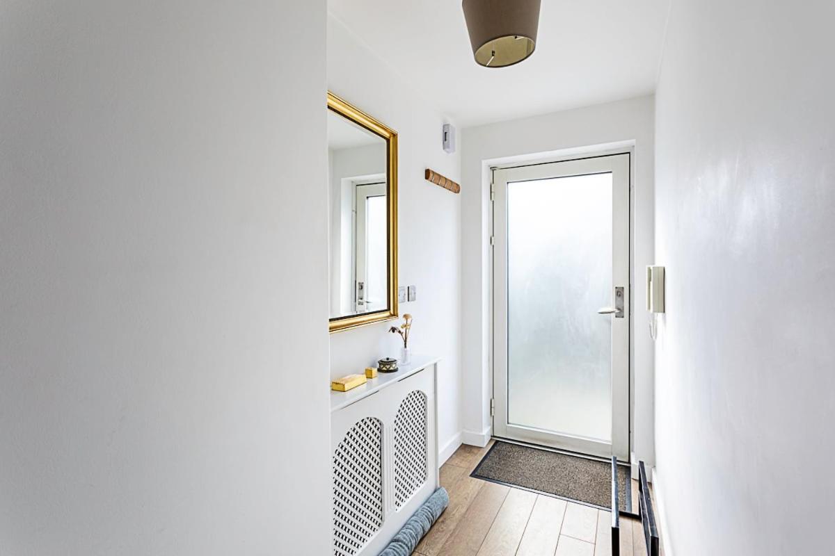 Apartment Beautiful Open Plan Garden Flat *