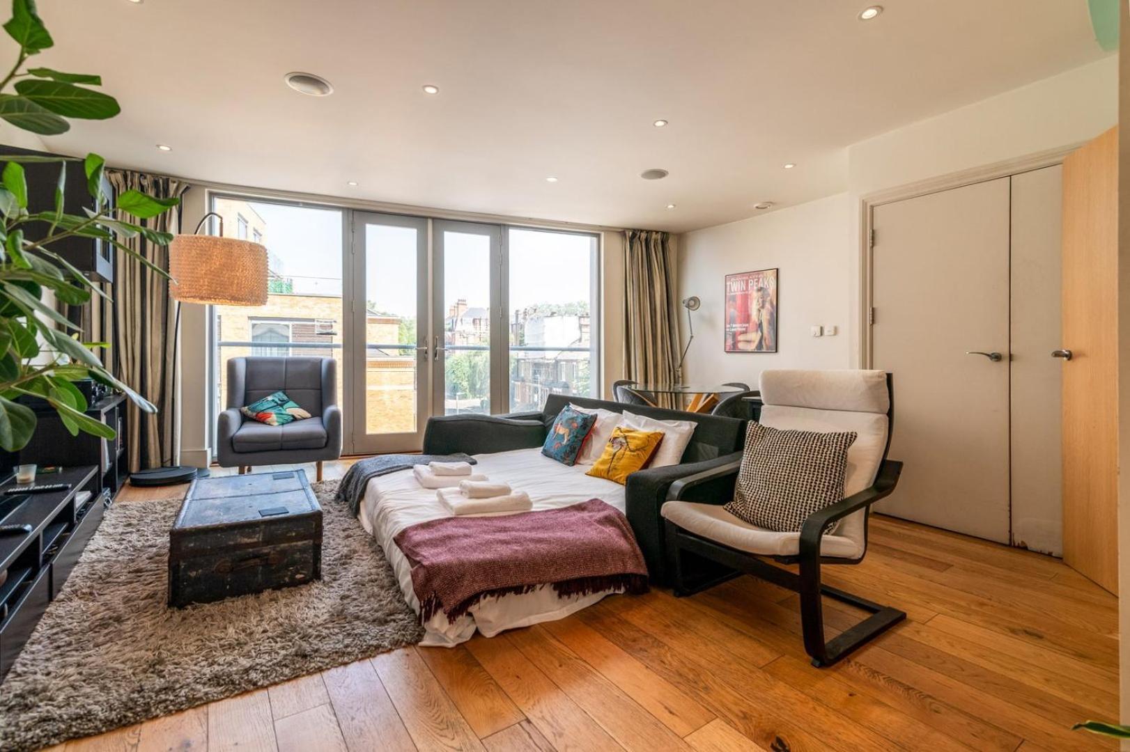 Appartement Bright & Spacious Battersea Flat *