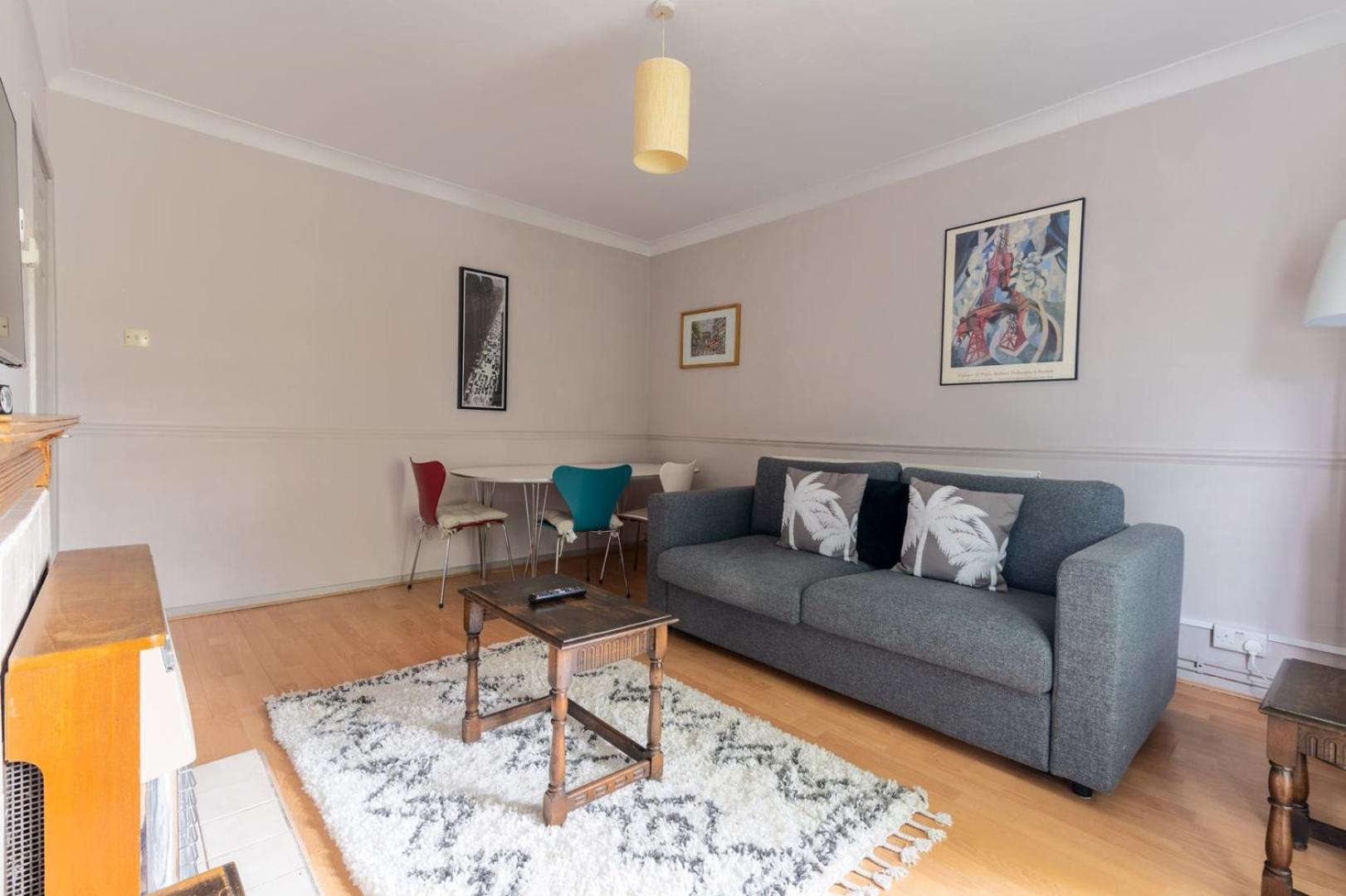 Charming One Bed Abode In East Putney Apartamento