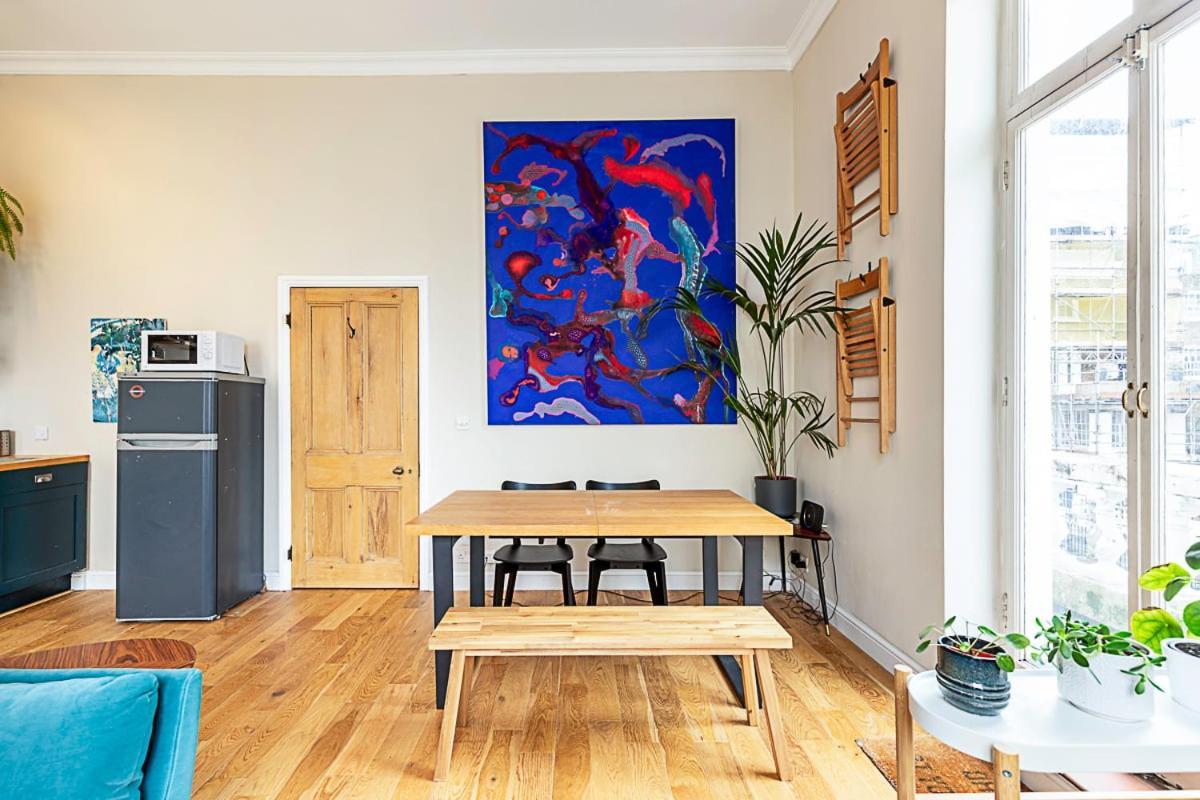 Apartamento Beautiful Two Bedroom Abode Near Victoria Londres