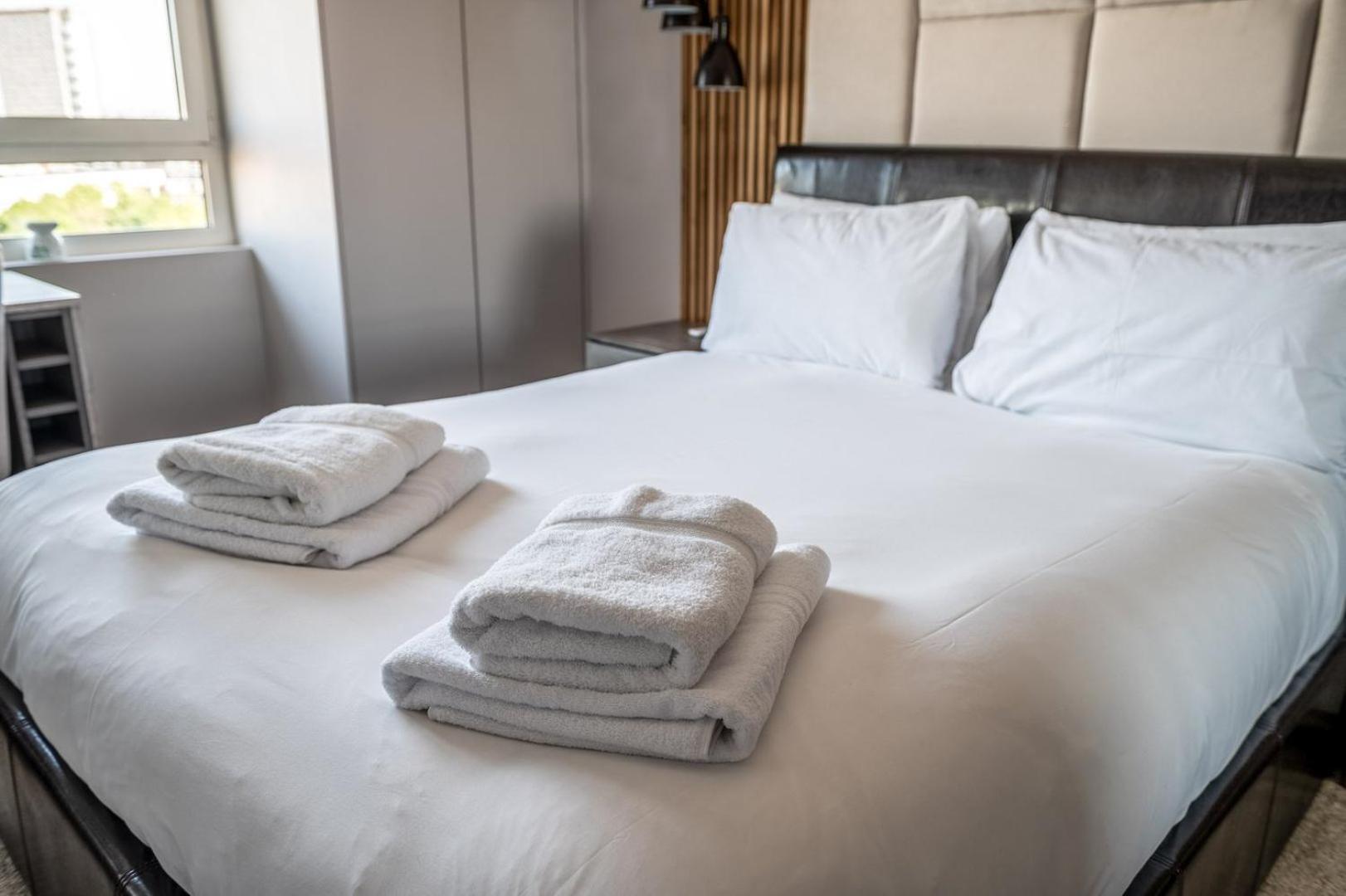 Appartement Canary Wharf Retreat With Free Secure Parking Londen