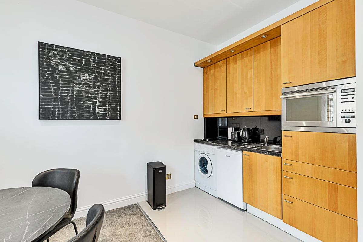 A One-bedroom Situated In Apartment *