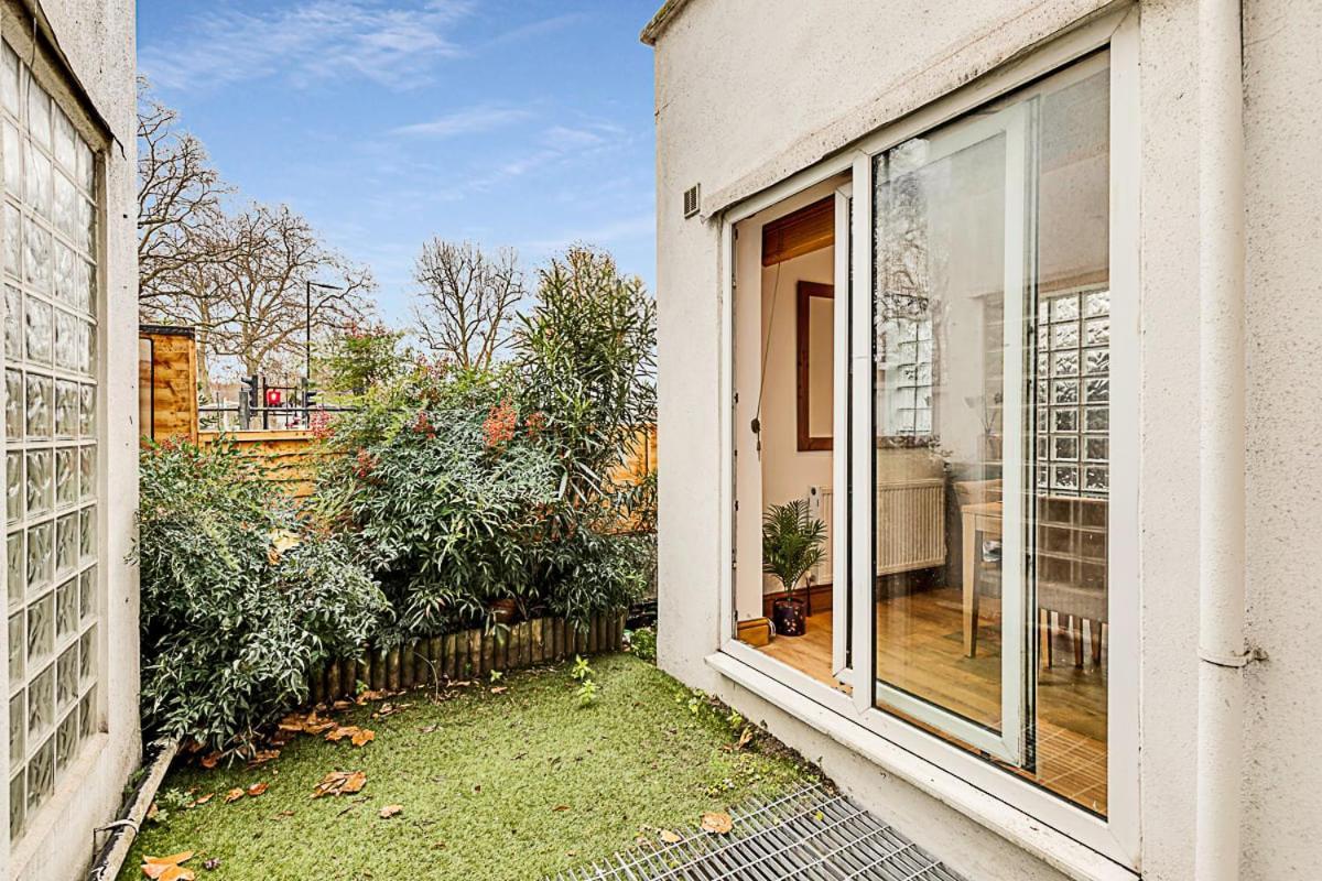 Modern Comfort Two Bedroom Gem On The Rye * London