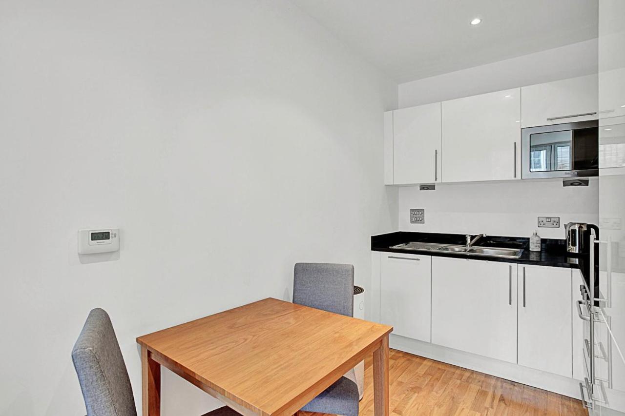 Urban Retreat Stylish 1-bed Bliss Apartment