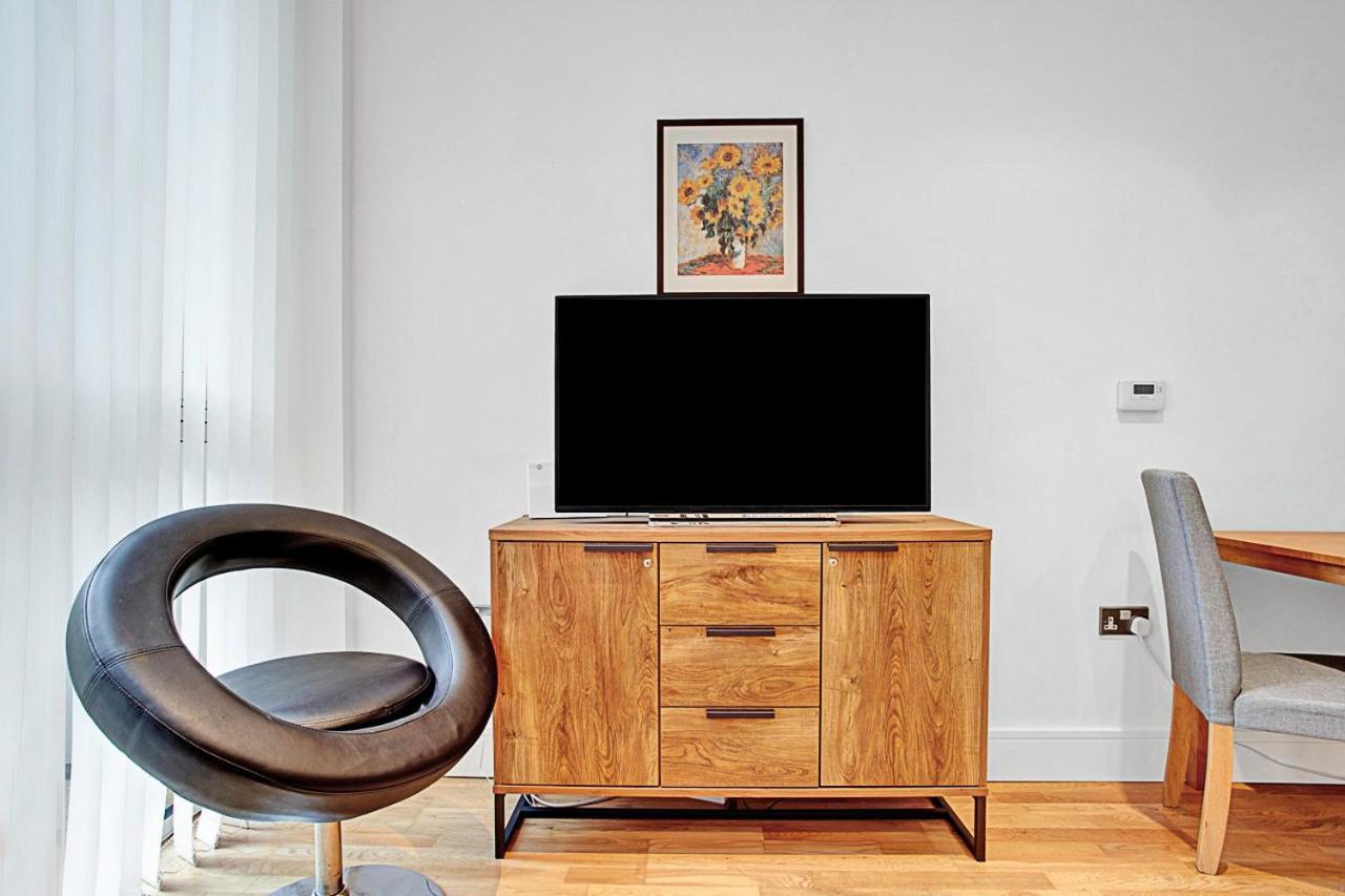 Urban Retreat Stylish 1-bed Bliss Apartment *