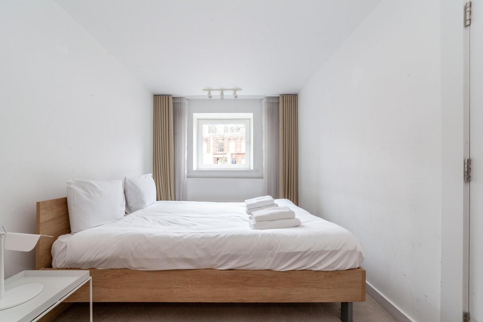 Relay Two Bedroom Belgravia Charm London