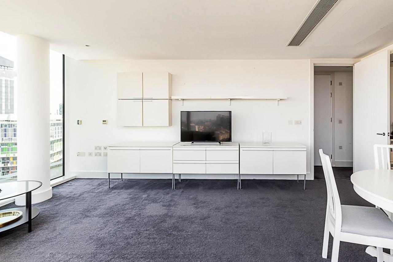Skyline Serenity In Southwark Apartment *
