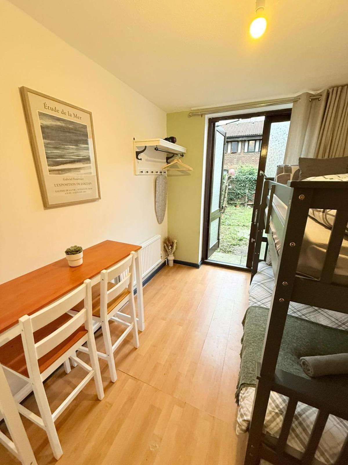 Gasthof Oak Guest London