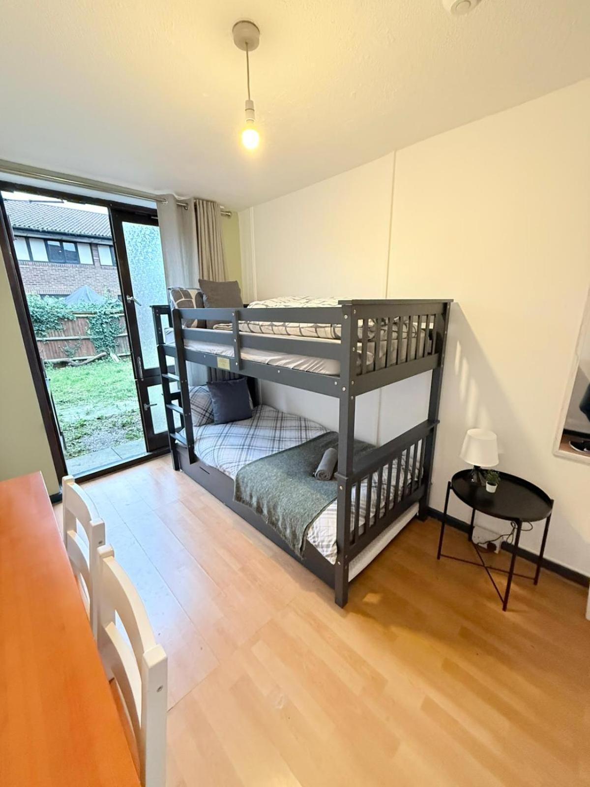 Oak Guest Gasthof *