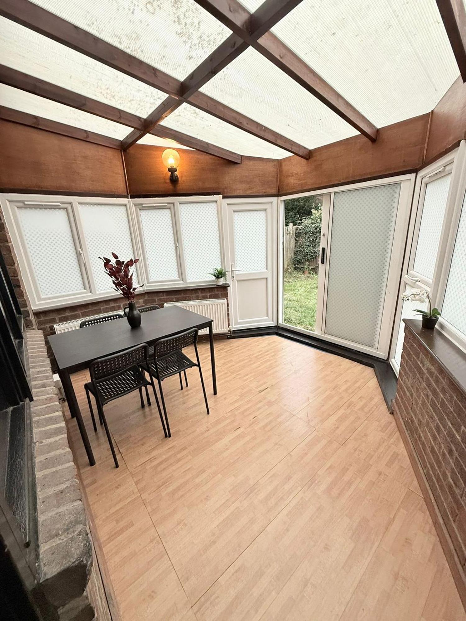 Gasthof Oak Guest *