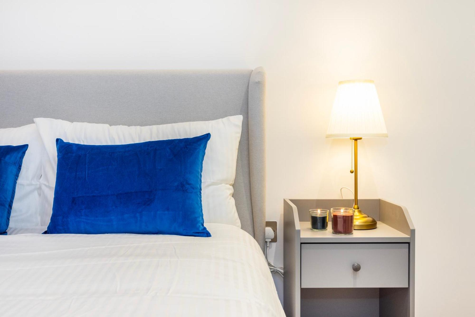 Apartment 2 Bed 2 Bath Deluxe Flat In Kensington London