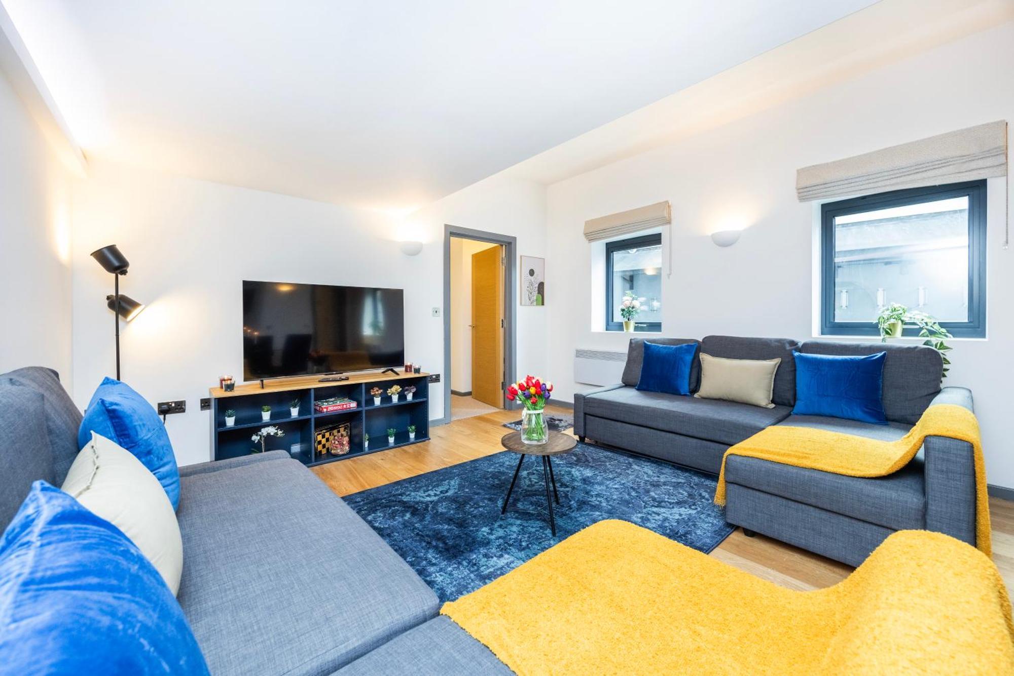 2 Bed 2 Bath Deluxe Flat In Kensington Apartment *